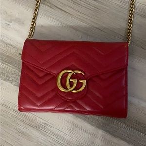 Gucci’s GG Marmont Matelassé Mini Bag chain wallet